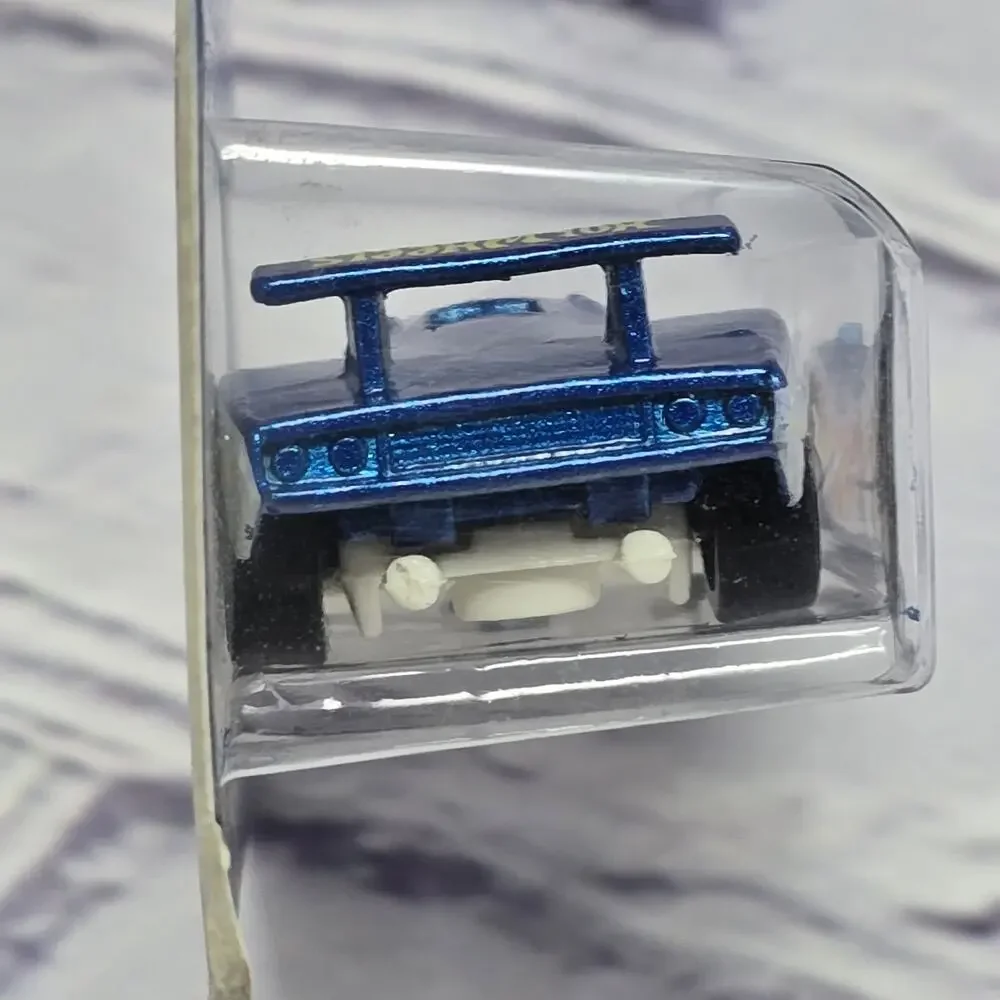 HOT WHEELS 1998 BLUE CARD SERIES SOL AIRE CX4 #823